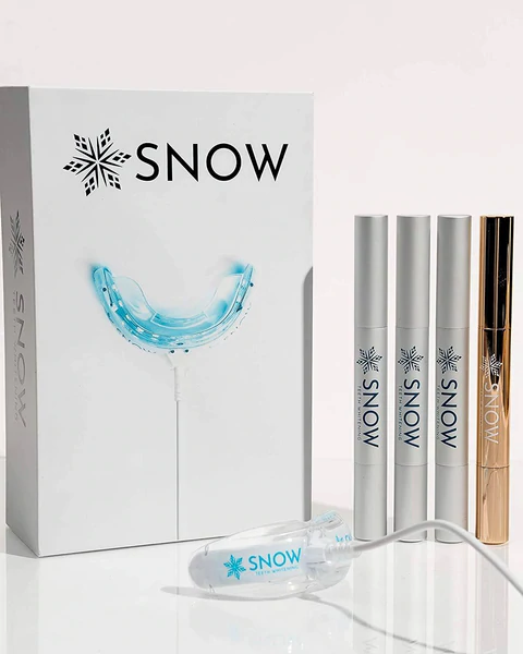 Snow At-Home Teeth Whitening (All-In-One Kit)